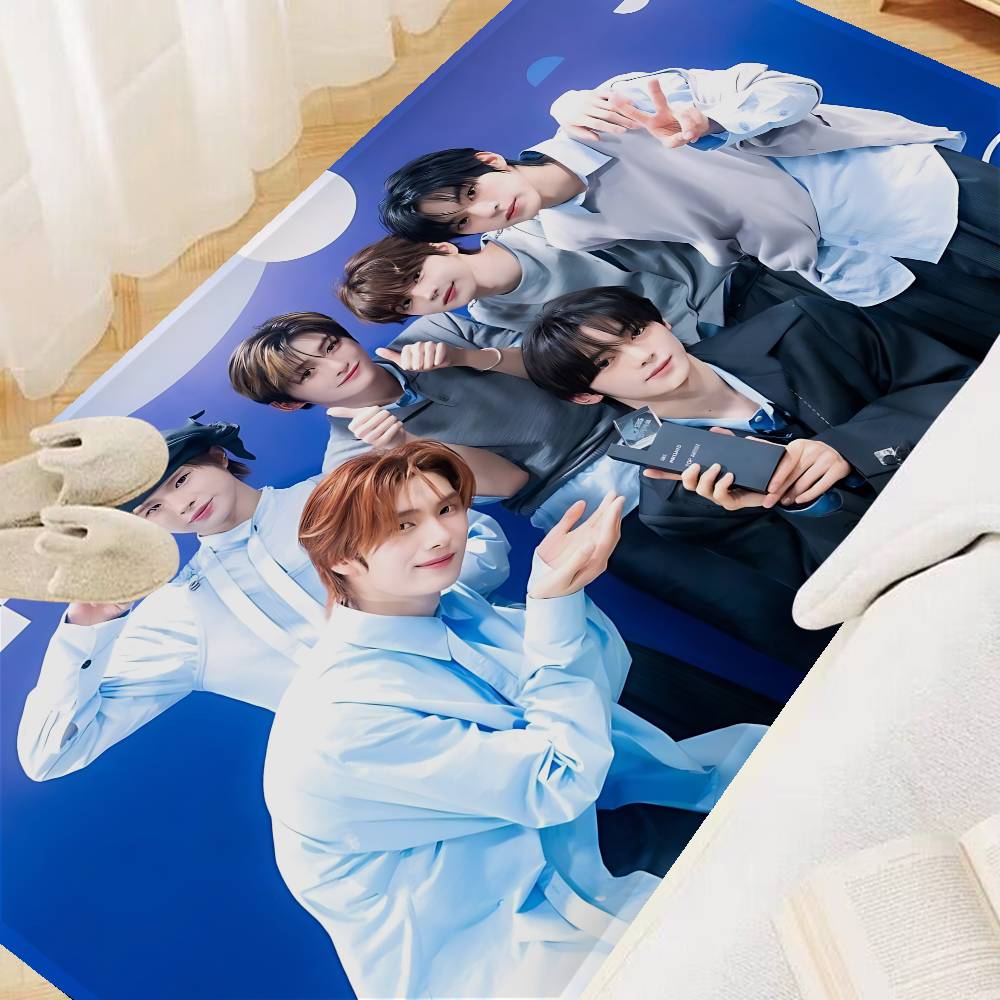 Kpop Group T-Tws Kitchen Mat C - огляд і ціна Home Textiles Group