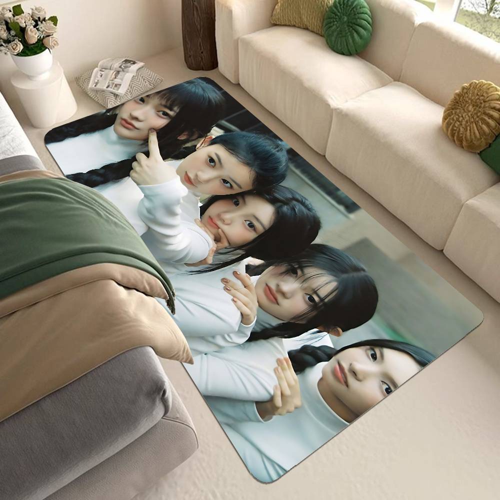 Kpop Group I-Illit Cute Girl E - огляд і ціна Home Textiles Group